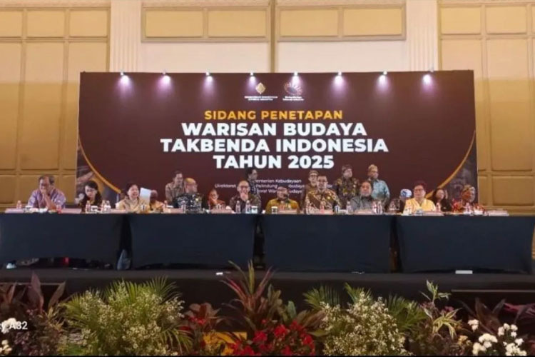 Sidang pengumuman WBTb dari Kementerian Kebudayaan Direktorat Jendral Perlindungan Kebudayaan dan Tradisi Direktorat Warisan Budaya, melalui zoom meeting pada Jumat (10/10/2025) dari Jakarta. (FOTO: ANTARA/HO-Pemkab Jepara)