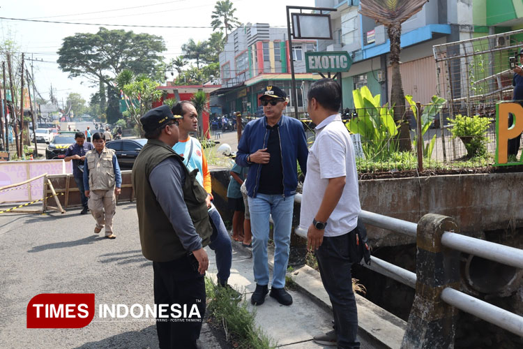 jembatan-ambrol-Malang-2.jpg