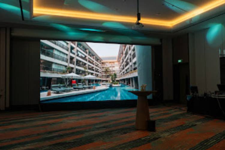 Aloft Surabaya Pakuwon City, hotel terbaru di bawah jaringan Marriott International, resmi hadir sebagai pusat kegiatan meetings, incentives, conferences, dan exhibitions (MICE) di kawasan Surabaya Timur.