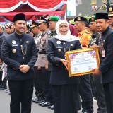 Peringatan HUT ke-80 Provinsi Jawa Timur, Kalaksa BPBD Jatim Terima Penghargaan