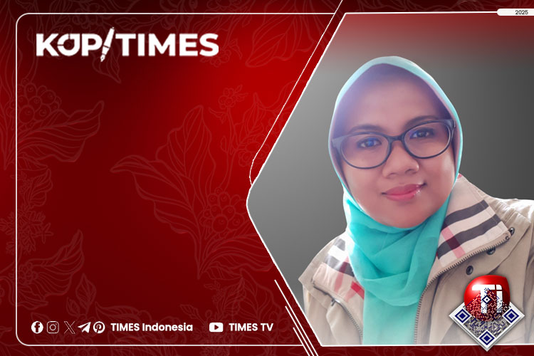 Elis Zuliati Anis, fotografer dan dosen prodi Ilmu Komunikasi, Universitas Ahmad Dahlan.