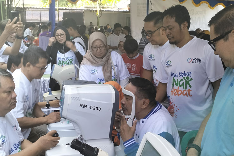 Kolaborasi Dinkes Kota Malang-Gapopin, 305 Pelajar Dapat Pemeriksaan dan Kacamata Gratis