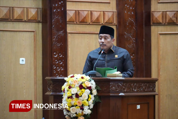 Ketua Komisi D DPRD Sidoarjo Dhamroni Chudlori. (FOTO: Syaiful Bahri/TIMES Indonesia)