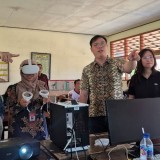 STTS Surabaya Latih Guru SD Gunakan AI di Kelas