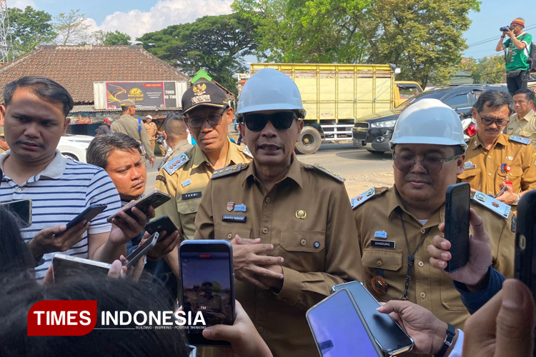 Wali Kota Malang, Wahyu Hidayat saat ditemui awak media. (Foto: Rizky Kurniawan Pratama/TIMES Indonesia)