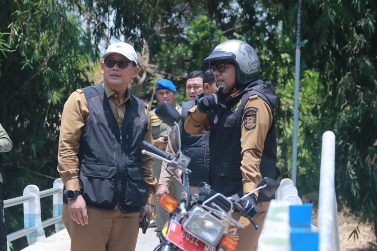 Bupati-Probolinggo-Gus-Haris-2.jpg