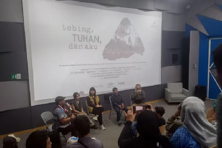 Screening film Tebing, Tuhan dan Aku. FOTO: Pikiran Rakyat
