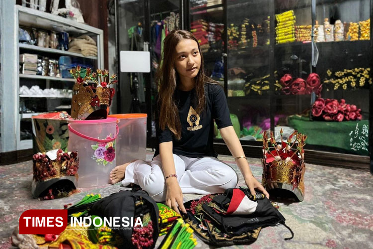 Perias dan Kostum Laris Manis Jelang Festival Gandrung Sewu Banyuwangi