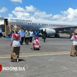 Kunjungi Morotai, Wapres RI Disambut Tarian Adat Cakalele