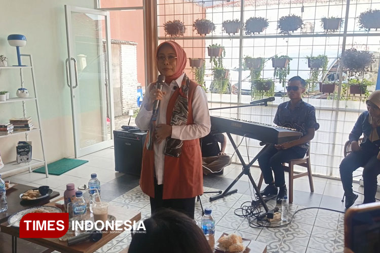 Dharma-Wanita-Kemensos-Fatma-Saifullah-Yusuf-3.jpg