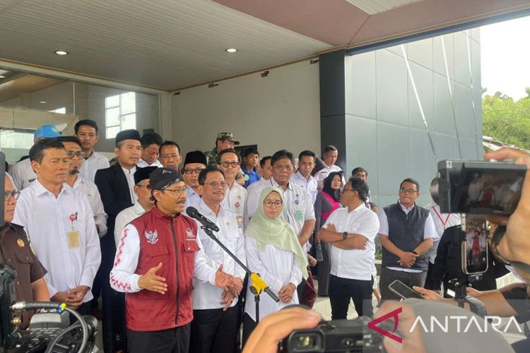 Mensos Pastikan Bantuan untuk Warga Terdampak Radioaktif di Serang