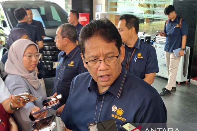 Menteri Keuangan (Menkeu) Purbaya Yudhi Sadewa, di Gedung Direktorat Jenderal Pajak, Jakarta, Rabu (15/10/2025). (Foto: Antara/Bayu Saputra)