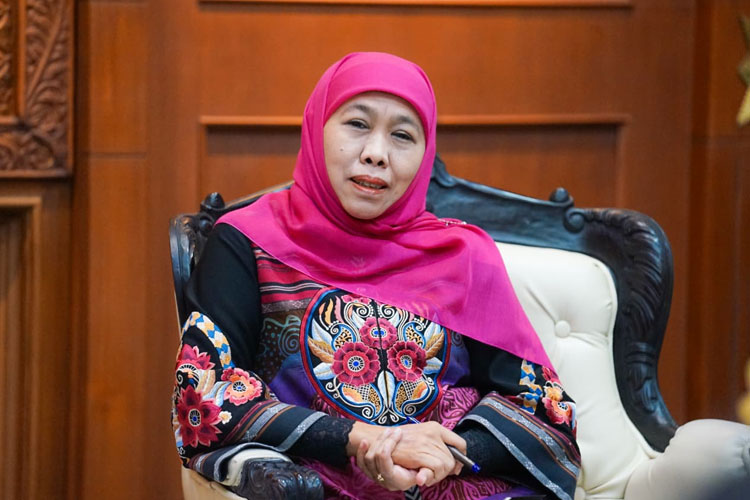 Gubernur-Khofifah-audiensi-Kepala-OJK-3.jpg
