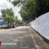 Satpol PP Kota Malang Peringatkan PKL Tak Berjualan di Kayutangan Saat Alun-alun Direvitalisasi