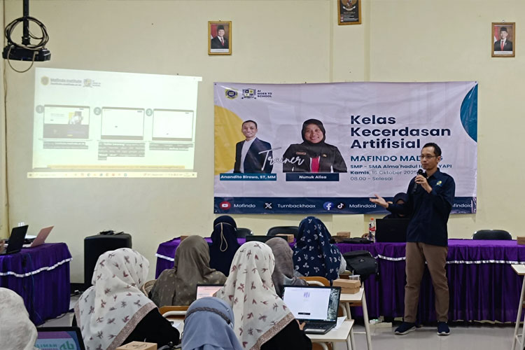 AIGTS Mafindo Hadir di Pasuruan, Guru YAPI Belajar Manfaatkan Kecerdasan Artifisial