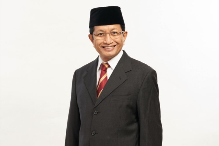 Menteri Agama RI Prof Nasaruddin Umar yang dinobatkan sebagai Bapak Ekoteologi Indonesia oleh UIN Maliki Malang. (FOTO: Istimewa)