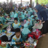 Ratusan Anak TK di Banjarnegara Ikuti Lomba Mewarnai Gambar  'Sampahku Tanggung Jawabku'