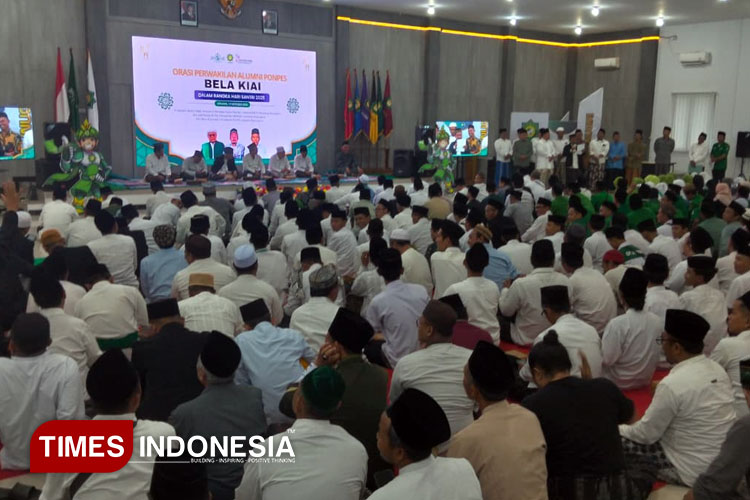 Ribuan Santri Bojonegoro Gelar Doa Bersama Bela Kiai, Tuntut Trans7 Dicabut Izinnya