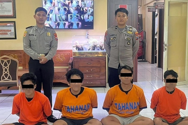Polres Pelabuhan Tanjung Perak Amankan Empat Pelaku Pengeroyokan di Konser Hardcore