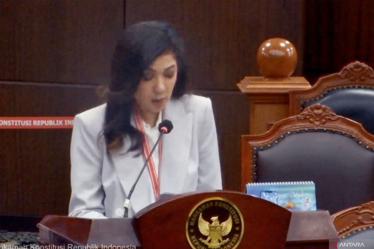 Direktur Jenderal Komunikasi Publik dan Media Kementerian Komdigi Fifi Aleyda Yahya. (FOTO: ANTARA/Fath Putra Mulya)