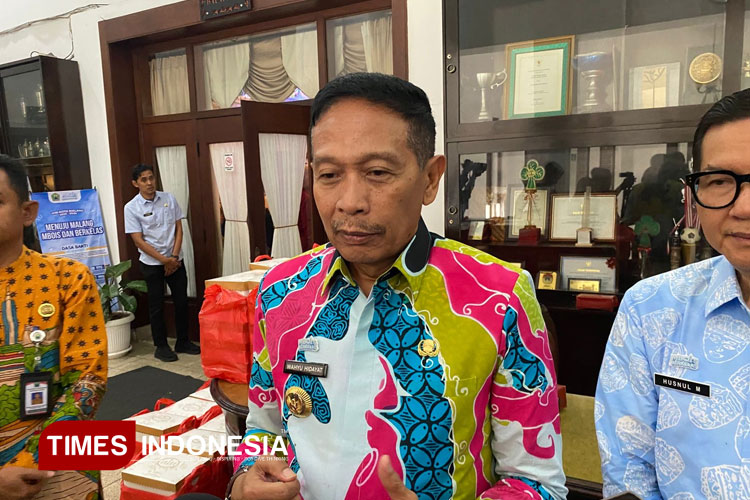 Wali Kota Malang, Wahyu Hidayat saat ditemui awak media. (Foto: Rizky Kurniawan Pratama/TIMES Indonesia)