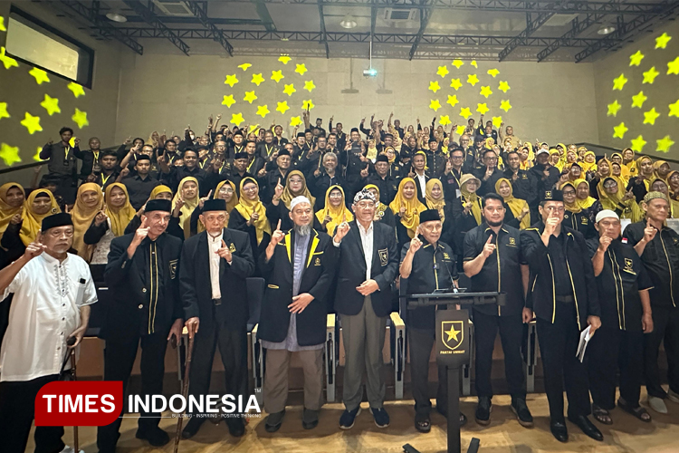 Ketua Majelis Syuro Partai Ummat, Prof. Dr. Amien Rais, MA, menyerukan agar Presiden Prabowo Subianto segera melakukan langkah korektif besar dalam tata kelola pemerintahan. (FOTO: A Riyadi/TIMES Indonesia)