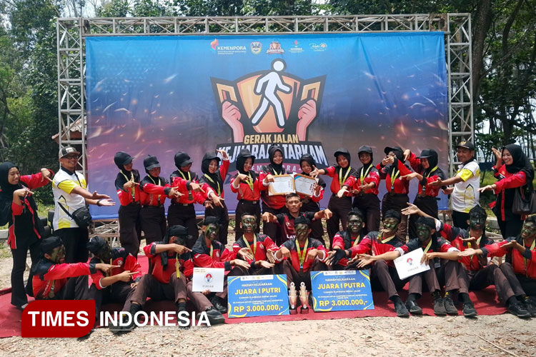 SMKN 2 Pacitan Borong Juara Lomba Gerak Jalan Tarkam Kemenpora 2025