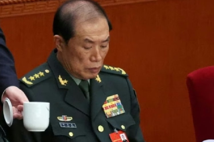 Dua Jenderal dan 7 Perwira Militer China Dipecat Gegara Tersangkut Korupsi