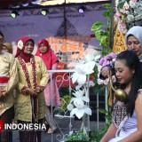 Wisatawan Antusias Melihat Festival Budaya Bronto Mantu