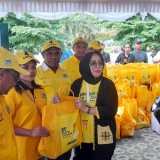 Rayakan HUT ke-61 Partai, DPD Golkar Maluku Berbagi Seribu Paket Sembako