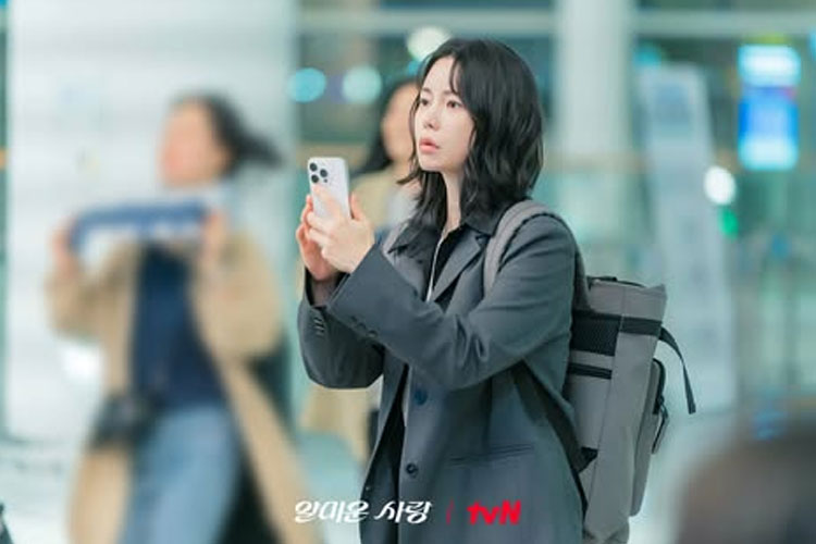 Poster Lim Ji Yeon di drama Nice To Not Meet You. (FOTO: instagram)
