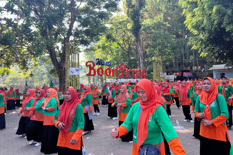 Suasana-senam-akbar-kader-Fatayat-NU-Kabupaten-Malang-2.jpg