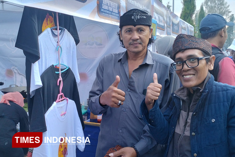Darusman, Sang Pelestari Udeng Tengger Bromo yang Menjaga Kearifan Leluhur Probolinggo