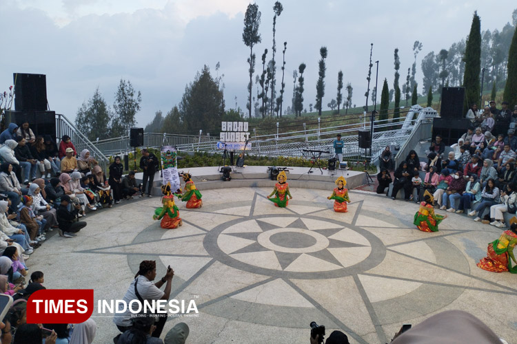 Bromo-bersama-Pimpinan-Redaksi-TIMES-Indonesia.jpg