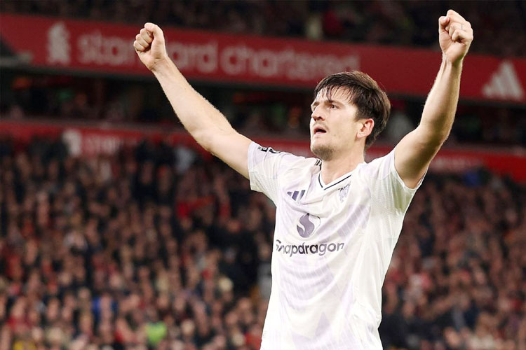 Harry Maguire Akhiri Kutukan Sembilan Tahun Tidak Menang di Anfield