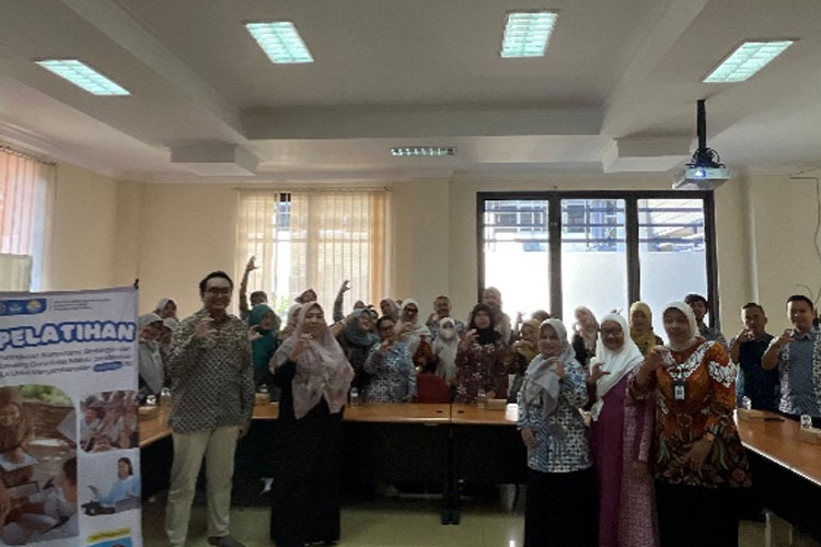 Pelatihan berbasis pendekatan Structured Learning Approach (SLA) oleh dosen BK UM untuk para guru SD di Kota Malang. (FOTO: Istimewa)