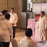 Prabowo Saksikan Penyerahan Uang Korupsi CPO Rp13,2 Triliun