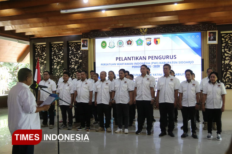 Pengurus PWI Sidoarjo Periode 2025–2028 Resmi Dilantik