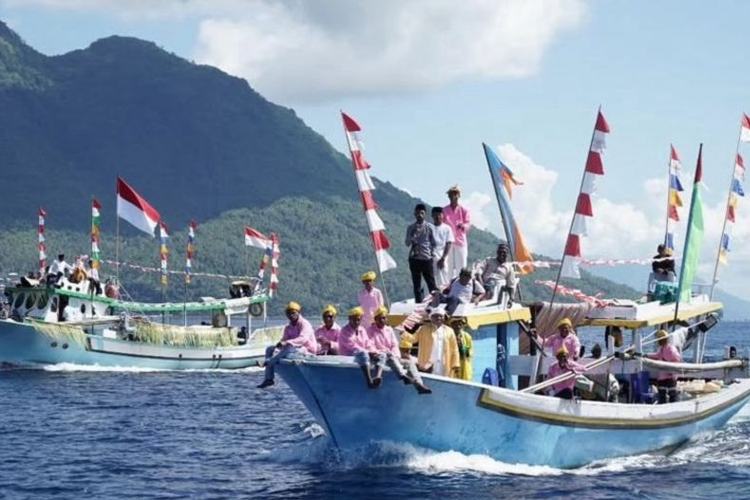 Ritual Kololi Kie di Ternate masuk ekspresi budaya tradisional dilindungi. (Foto: Dinas Pariwisata Malut)
