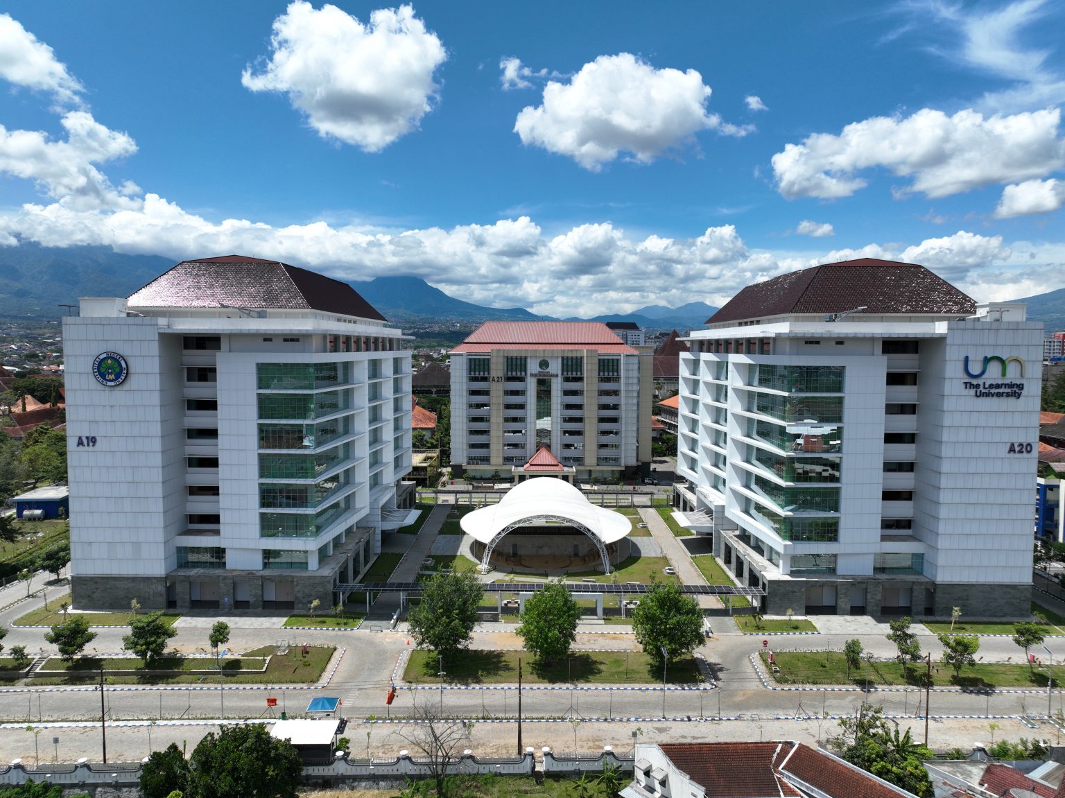Universitas-Negeri-Malang.jpg