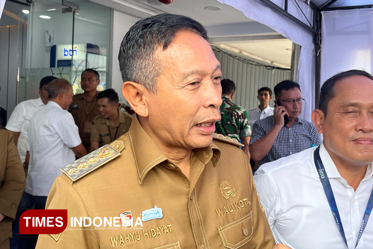 Wali Kota Malang, Wahyu Hidayat saat ditemui awak media. (Foto: Rizky Kurniawan Pratama/TIMES Indonesia)