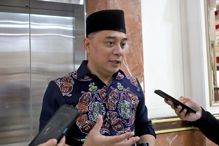 Wali Kota Surabaya Eri Cahyadi merespons pesta sesama jenis di salah satu hotel Surabaya. (Foto: Humas Pemkot Surabaya)