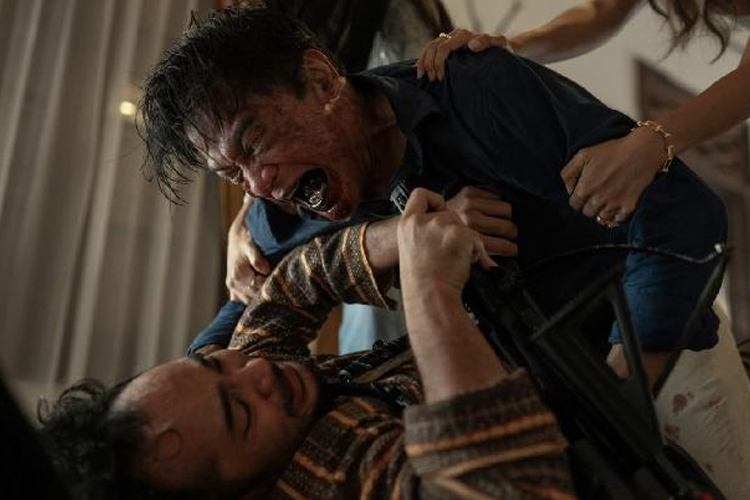 Cuplikan film Abadi Nan Jaya, film Zombie dengan kearifan lokal.