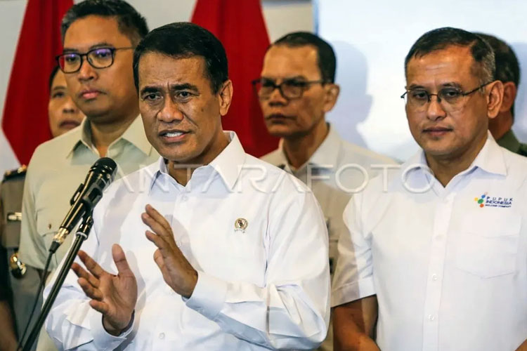 Harga Pupuk Bersubsidi Turun, PT Pupuk Indonesia Diproyeksikan Malah Untung