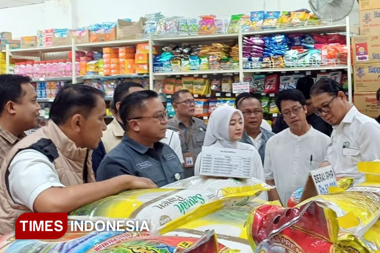 Sidak Pasar di Kota Probolinggo, Bapanas Pastikan Harga Beras Tak Langgar HET
