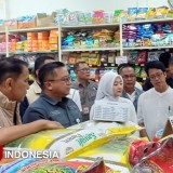Sidak Pasar di Kota Probolinggo, Bapanas Pastikan Harga Beras Tak Langgar HET