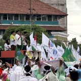 Ribuan Santri Minta Izin Siar Trans7 Dicabut