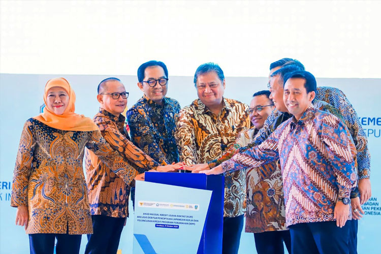 Jatim Jadi Tuan Rumah Akad Massal KUR 800.000 Debitur se-Indonesia