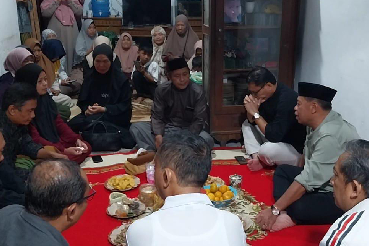 Wujud Empati, Bupati Majalengka Tanggung Biaya Otopsi Bocah Tewas di Toilet Masjid