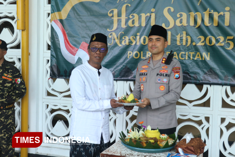 Nilai Keikhlasan dan Pengabdian Santri Jadi Inspirasi Polres Pacitan dalam Layani Masyarakat